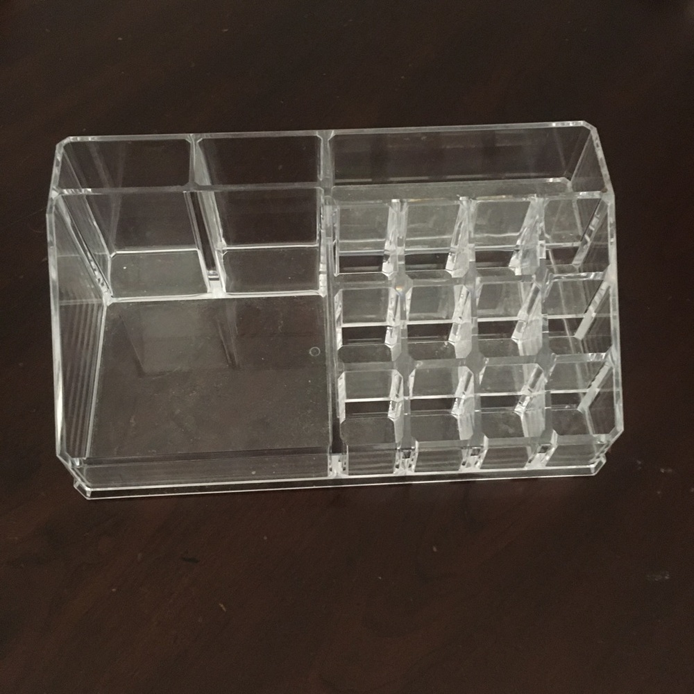 Acrylic makeup and lipstick holder - Picture 1 of 1